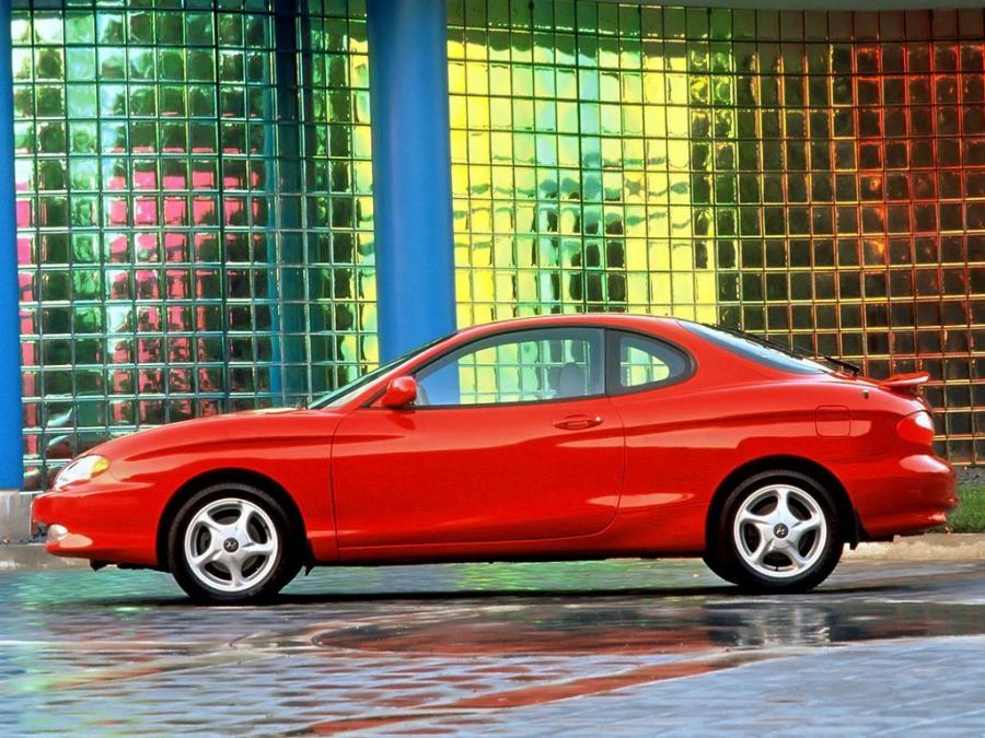 Hyundai Tiburon 1996 года  (фото 9 из 10)